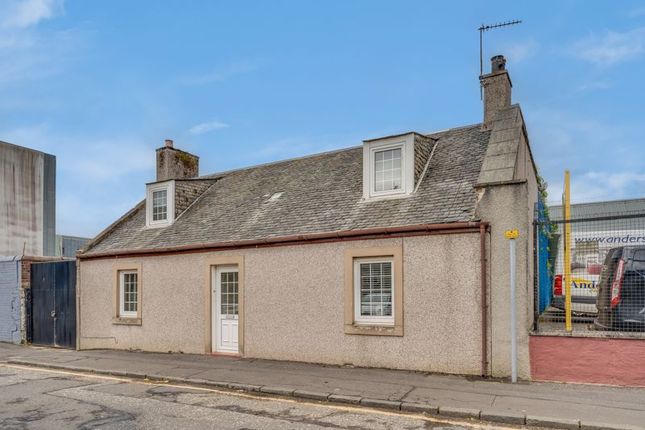 Cottage for sale in 17 Park Street, Kilmarnock