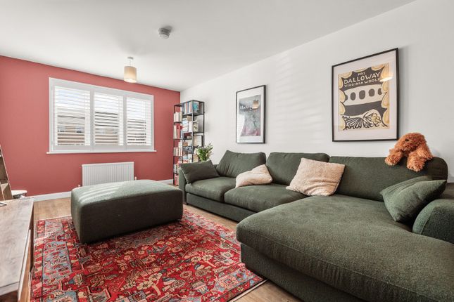 4, Livingston Crescent, Winchburgh photo 4