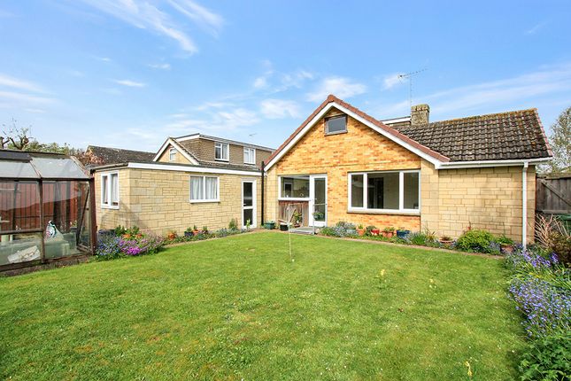 Thumbnail Detached bungalow for sale in Sutton Park, Blunsdon