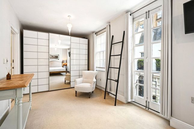 69, Eaton Mews North, London photo 3