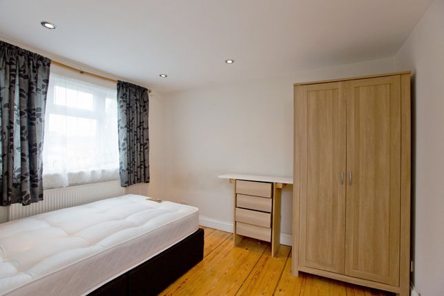 Thumbnail Room to rent in Talbot Road, Forest Gate, Stratford