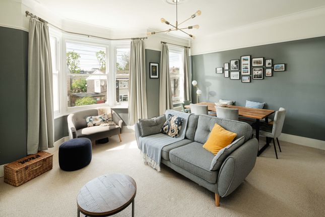15B, Northwood Road, London photo 2