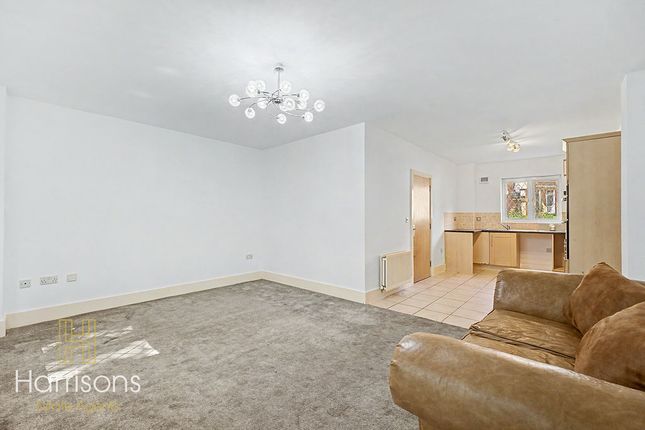 18, Reeceton Gardens, Bolton photo 4