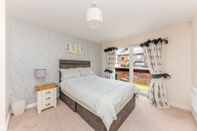 Flat 2, Chapman Woods Court, Pelham Road, Cleethorpes photo 2