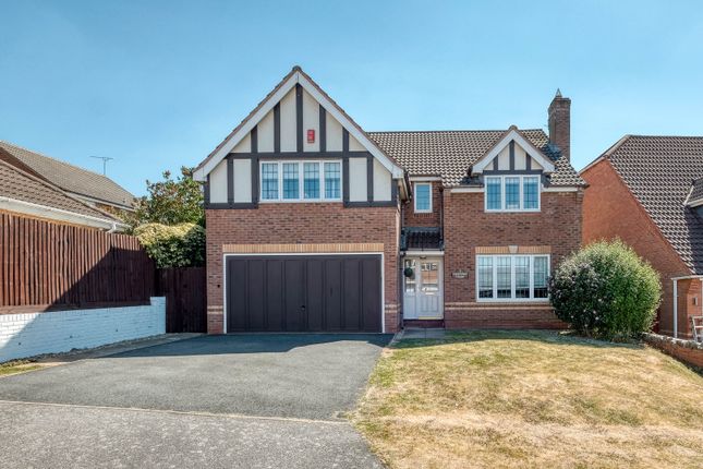 Thumbnail Detached house for sale in Blockley Close, Webheath, Redditch