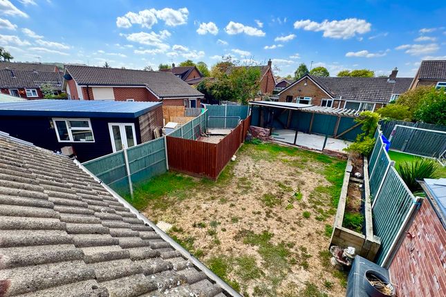 18, Blackbrook Close, Loughborough photo 4