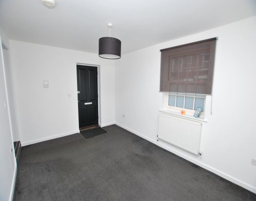 Flat to rent in Church Road, Linslade, Leighton Buzzard