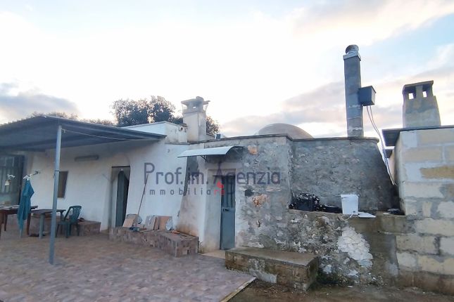Thumbnail Farmhouse for sale in C.Da Aieni, San Vito Dei Normanni, Brindisi, Puglia, Italy