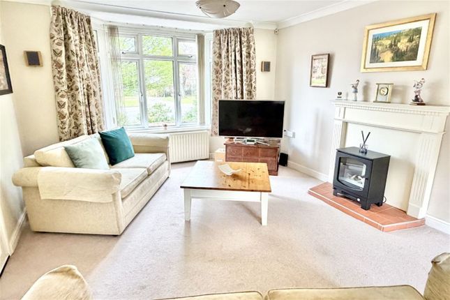 108, Wollaton Vale, Nottingham photo 4