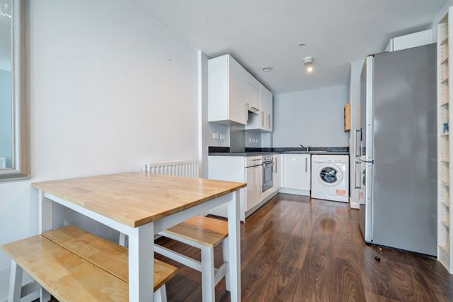 544 East Carriage House,, Royal Carriage Mews, London photo 4