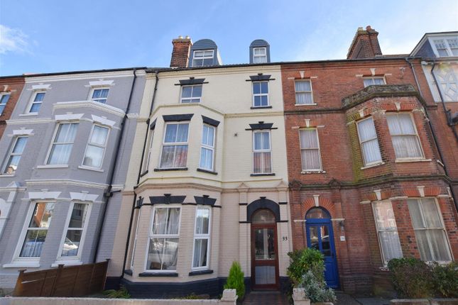 Thumbnail Maisonette to rent in Cabbell Road, Cromer