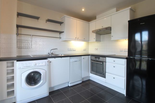 99, Albany Gardens, Colchester photo 4