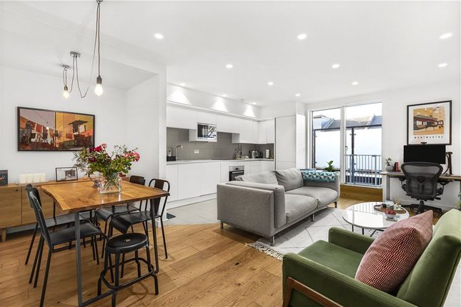 Flat for sale in Andre Street, London