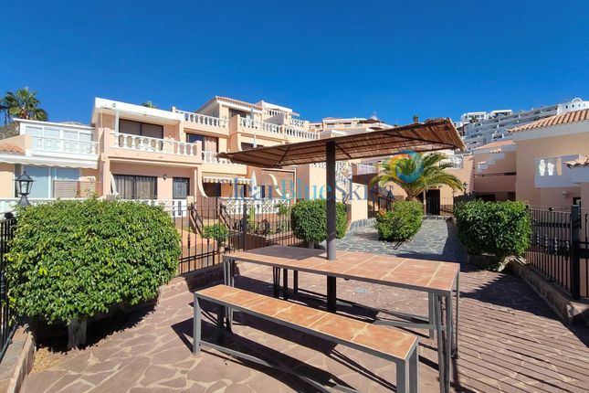 Apartment for sale in Paradise Court, San Eugenio Alto, Tenerife, Spain