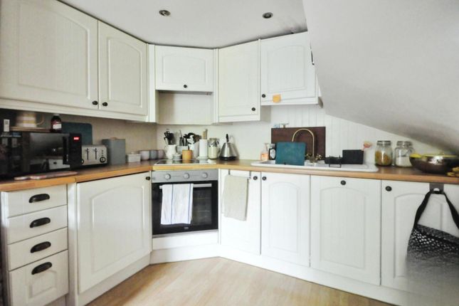 2 Shapter Cottages, White Street, Topsham photo 4