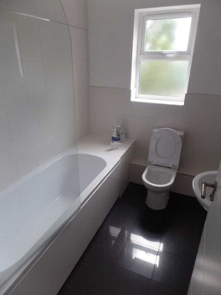 Flat for sale in The Waterglade, 9 Rosehill, Willenhall
