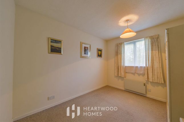 Detached house for sale in Wheat Close, Sandridge, St. Albans