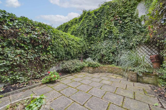 Thumbnail Terraced house for sale in Cloudesley Road, Barnsbury, London