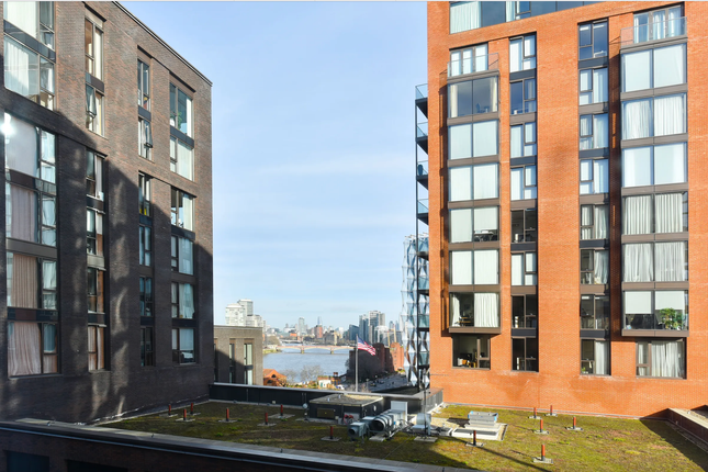 Flat for sale in Union Square, Nine Elms