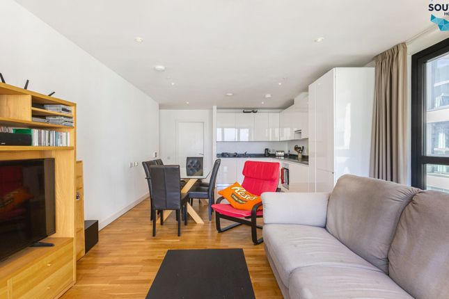 38 Mirabelle Gardens, Stratford photo 4
