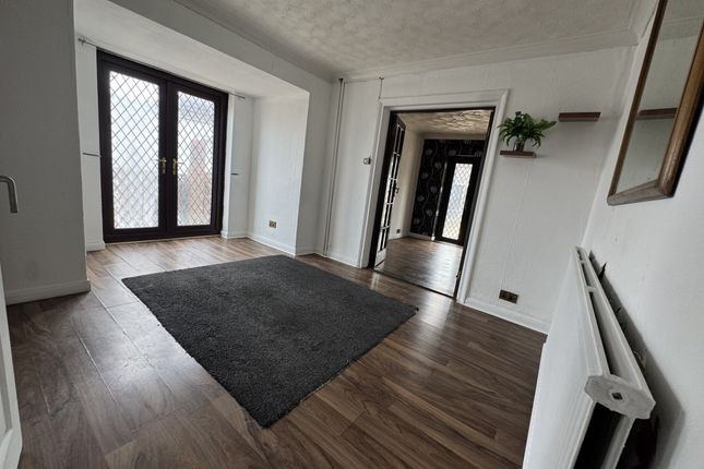 95a, City Way, Rochester photo 4