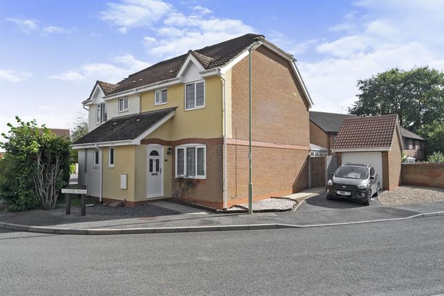 Thumbnail Semi-detached house for sale in Plovers Road, Waterlooville