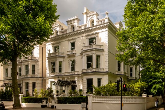 Thumbnail Flat for sale in 81 Holland Park, Holland Park, London