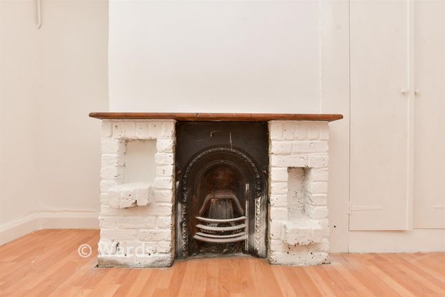 25, Clifton Gardens, Margate photo 4