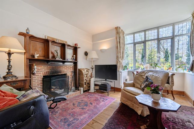 Frillinghurst Cottage, Prestwick Lane, Haslemere photo 2