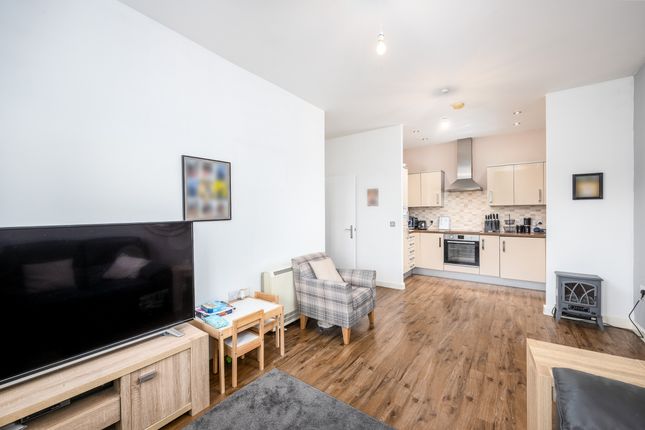 27 Broka Court, Aylesbury photo 4