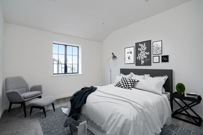 Flat 2, 360a Walton Road, Surrey photo 5