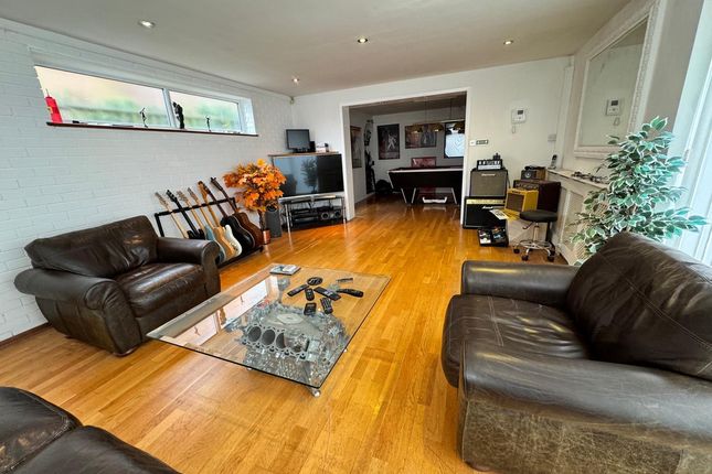 4, Bower Road photo 3