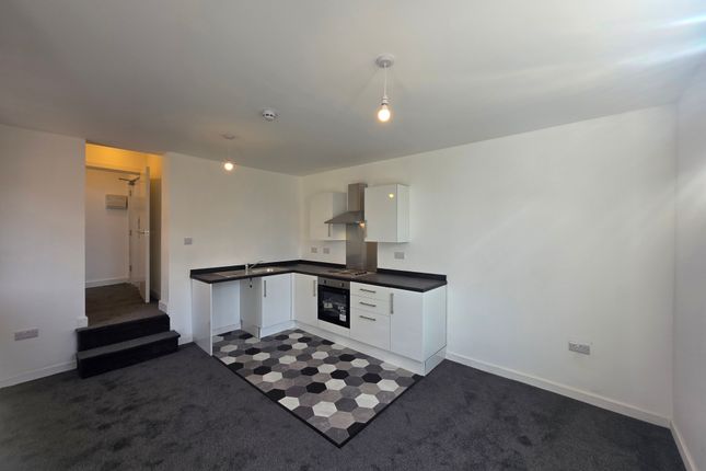 198, Stockport photo 4
