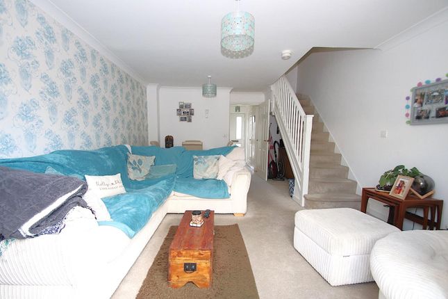 17 White Tree Close, EASTLEIGH photo 3