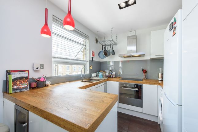 St Julians Road, Kilburn photo 3
