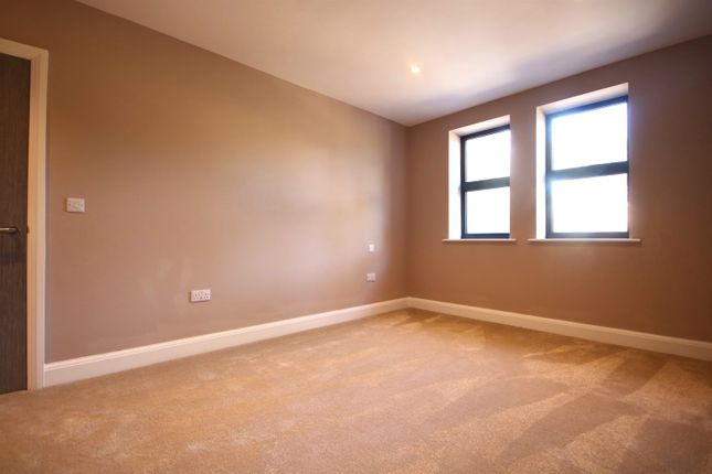 Flat to rent in Apartment 6 Dunwood, Homestead Road, Disley