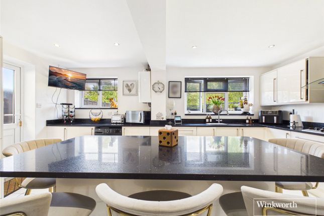 7, Edenham Close, Reading photo 3