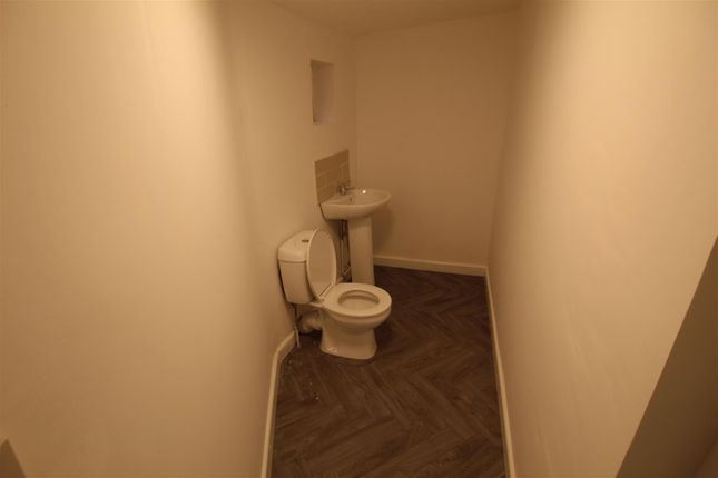 63, Hadrian Road, Newcastle Upon Tyne photo 4