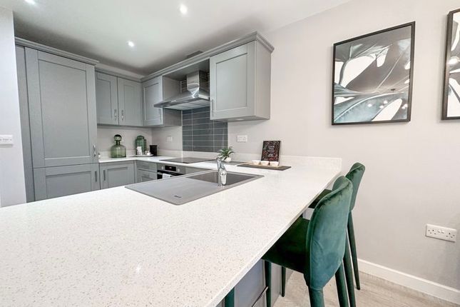 2, Kings Park Road, Grimsby photo 4