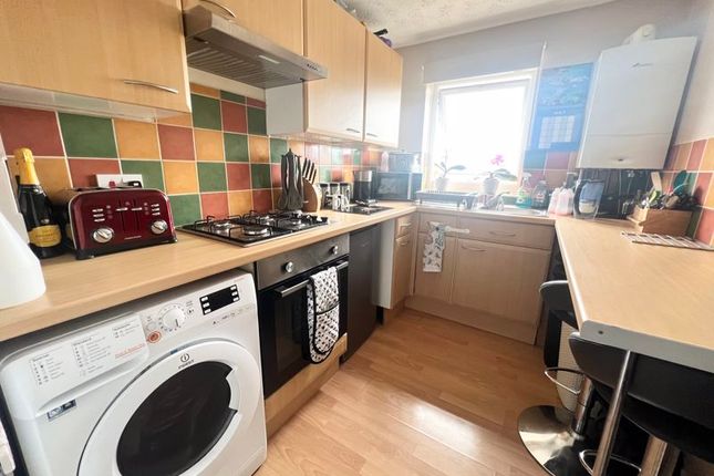 1 bed property to rent in Strover Street, Gillingham ME7