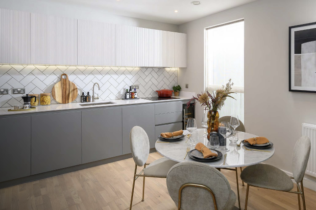 Flat for sale in Randolph Road, Southall, London