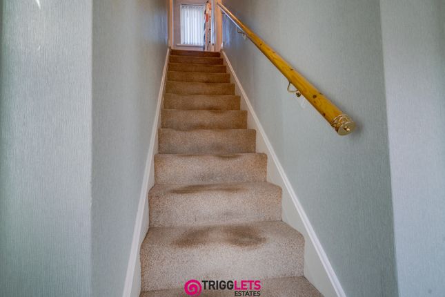 7, Birdwell Road, Barnsley photo 3
