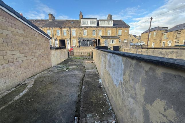 Hoxton Street, Bradford photo 3