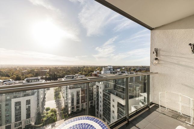 30 Hyperion Tower, Pump House Crescent, Brentford photo 4
