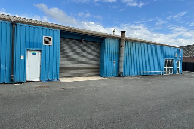 Industrial to let in Kiln Lane, Swindon