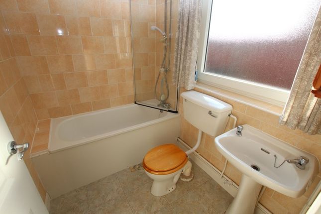 9, Stoney Way, Grimsby photo 4