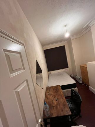 Thumbnail Room to rent in Olive Road, London 6Uj, UK