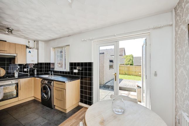 59, Llys Gwyn Faen, Swansea photo 3