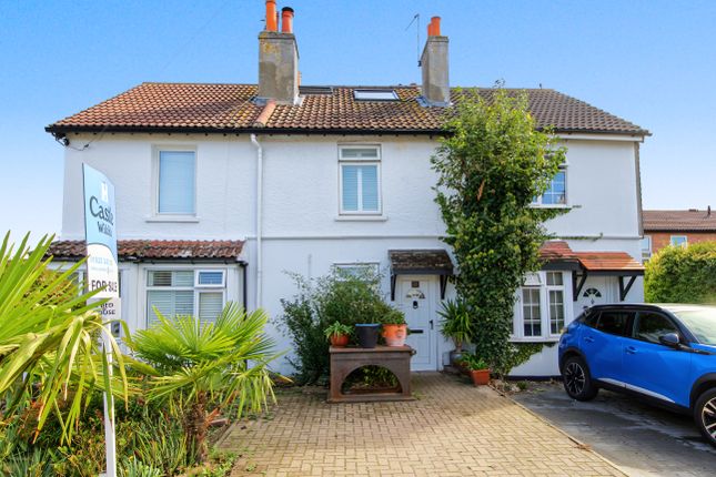 3-bed house on Pleasant Place, Hersham Village, £449,950