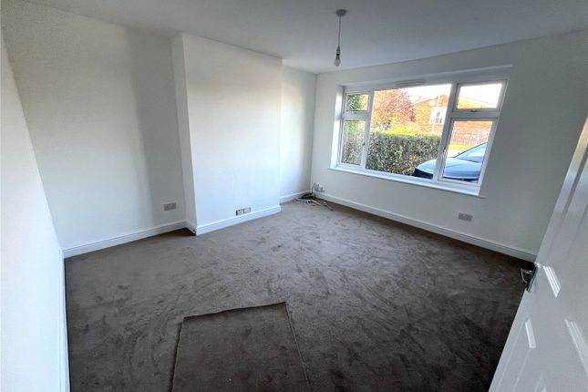 309, Leagrave High Street, Bedfordshire photo 2